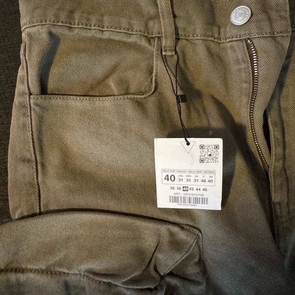 Zara Cargo Pants - Picture 3 of 3